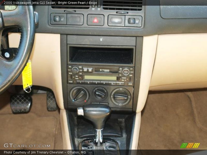 Bright Green Pearl / Beige 2000 Volkswagen Jetta GLS Sedan