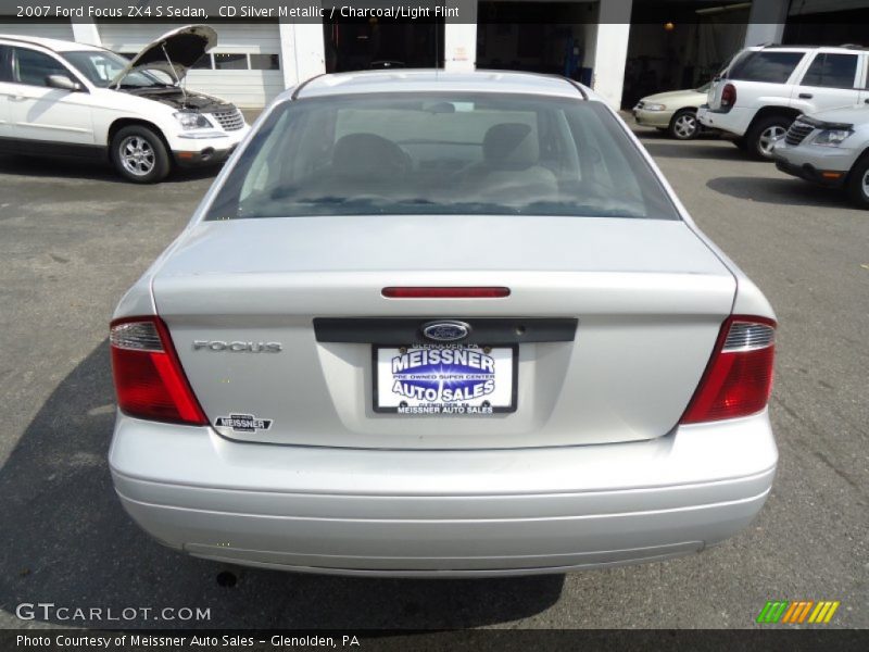 CD Silver Metallic / Charcoal/Light Flint 2007 Ford Focus ZX4 S Sedan