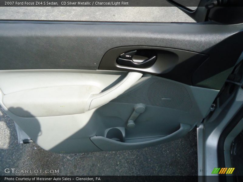 CD Silver Metallic / Charcoal/Light Flint 2007 Ford Focus ZX4 S Sedan