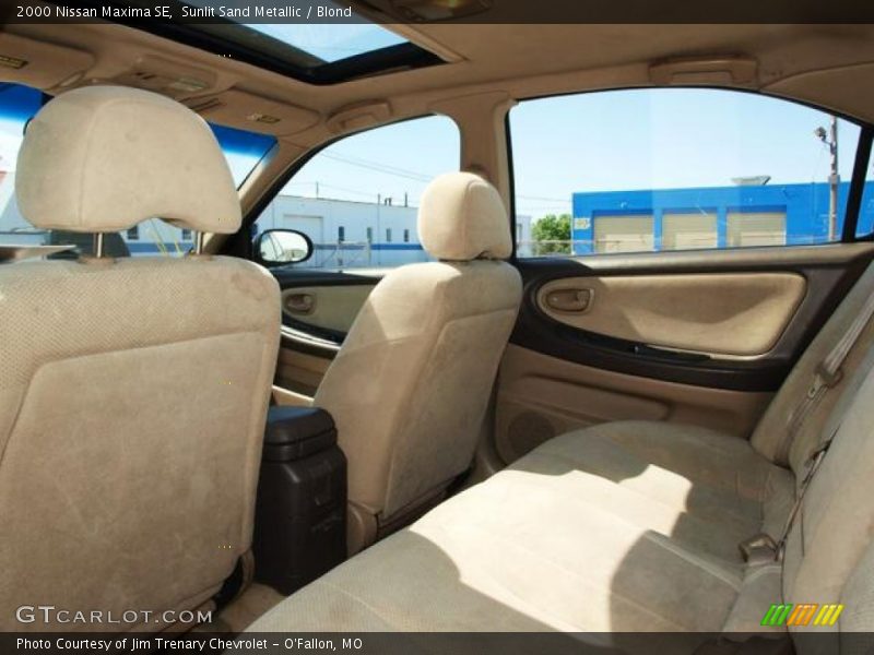 Sunlit Sand Metallic / Blond 2000 Nissan Maxima SE