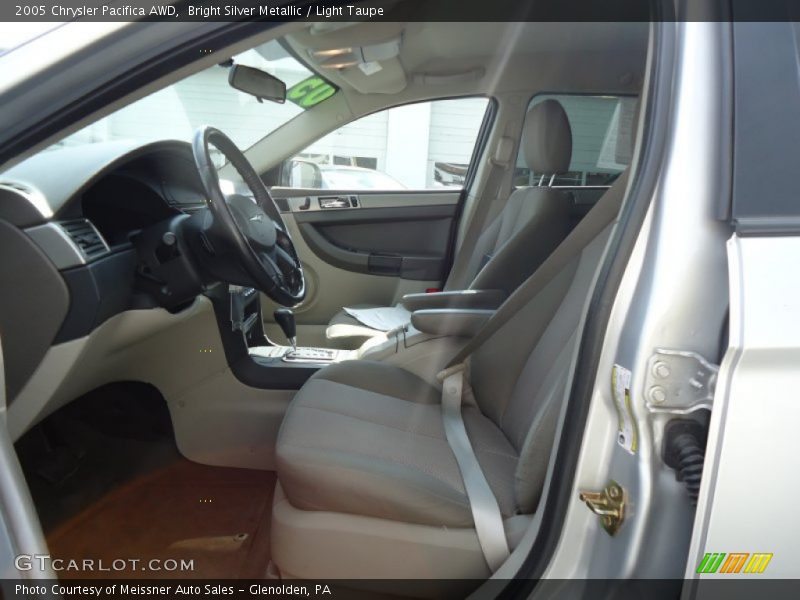 Bright Silver Metallic / Light Taupe 2005 Chrysler Pacifica AWD