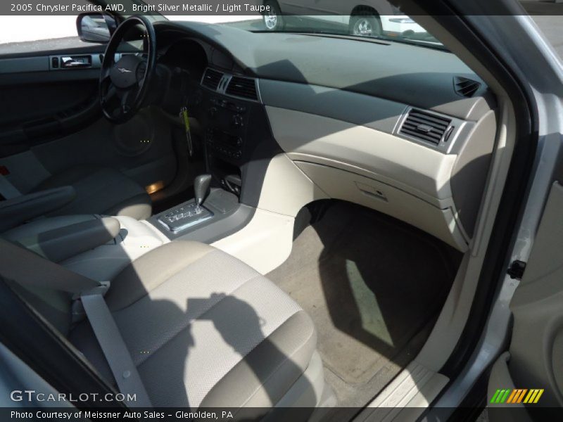 Bright Silver Metallic / Light Taupe 2005 Chrysler Pacifica AWD