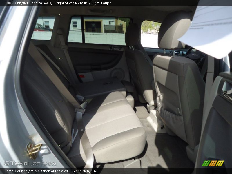 Bright Silver Metallic / Light Taupe 2005 Chrysler Pacifica AWD