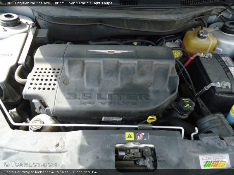 Bright Silver Metallic / Light Taupe 2005 Chrysler Pacifica AWD