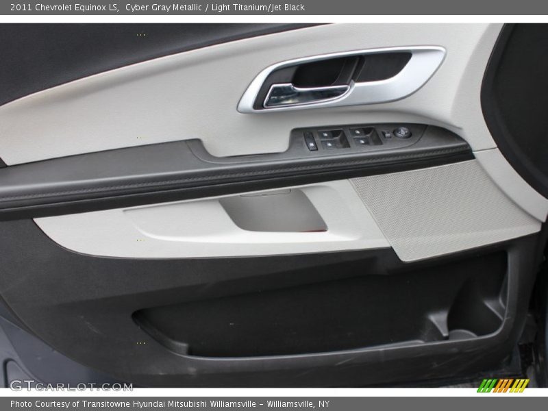 Cyber Gray Metallic / Light Titanium/Jet Black 2011 Chevrolet Equinox LS