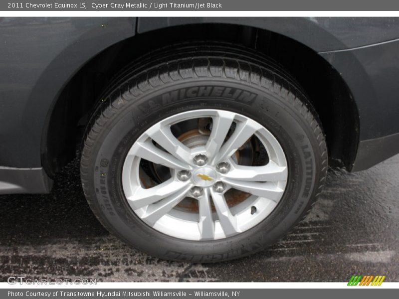 Cyber Gray Metallic / Light Titanium/Jet Black 2011 Chevrolet Equinox LS