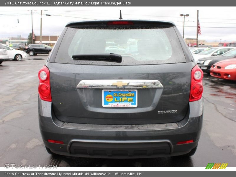 Cyber Gray Metallic / Light Titanium/Jet Black 2011 Chevrolet Equinox LS