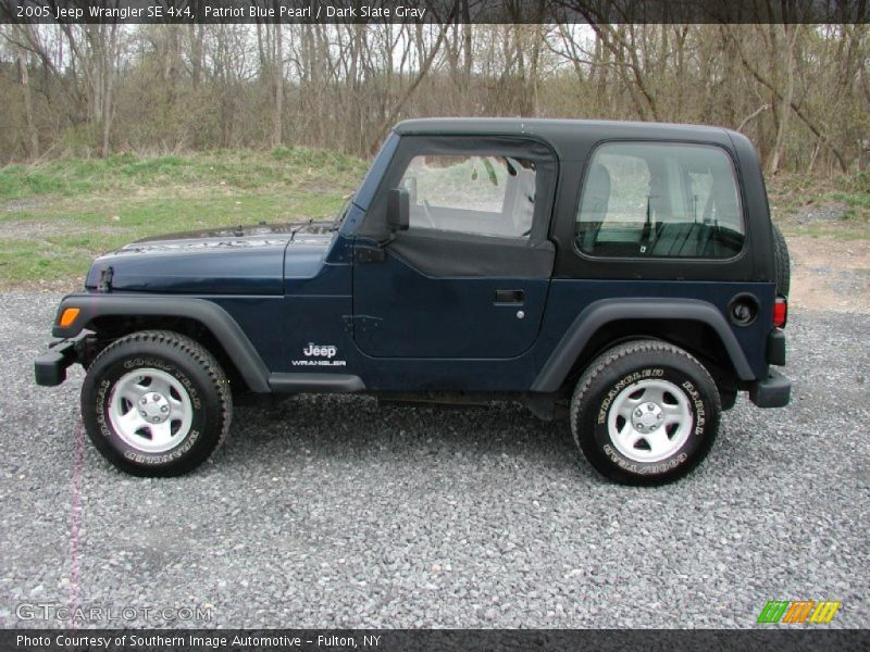 Patriot Blue Pearl / Dark Slate Gray 2005 Jeep Wrangler SE 4x4
