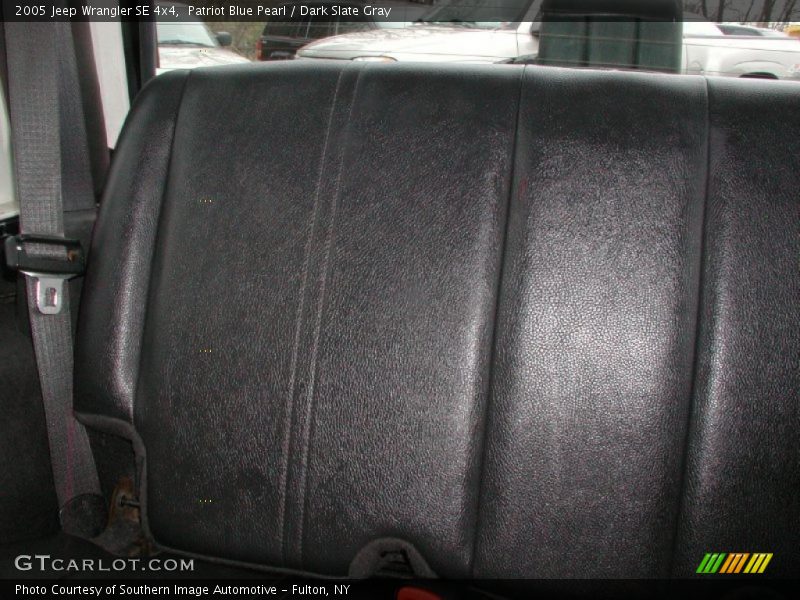Patriot Blue Pearl / Dark Slate Gray 2005 Jeep Wrangler SE 4x4