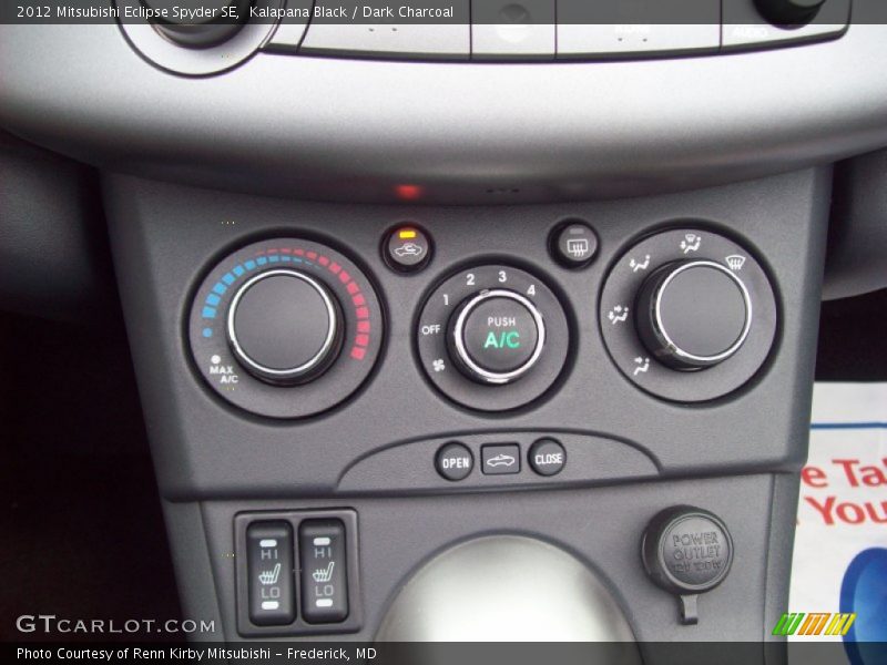 Controls of 2012 Eclipse Spyder SE