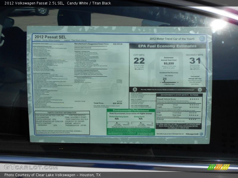 Candy White / Titan Black 2012 Volkswagen Passat 2.5L SEL