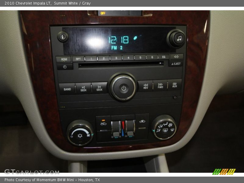 Summit White / Gray 2010 Chevrolet Impala LT