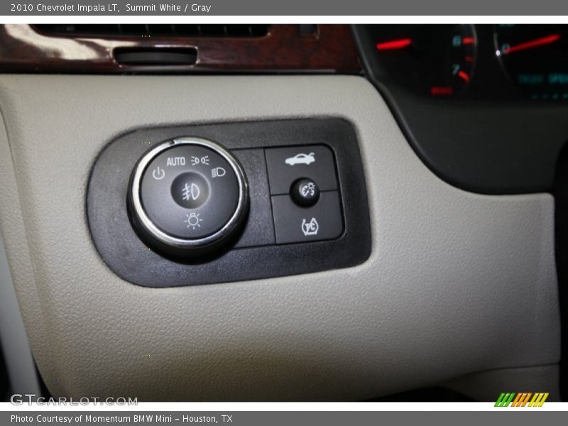 Summit White / Gray 2010 Chevrolet Impala LT