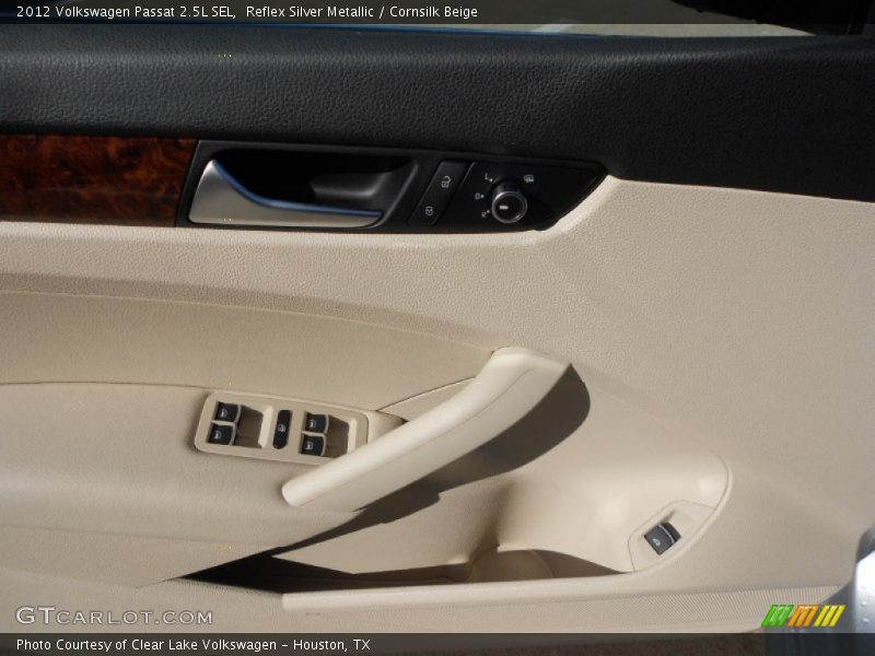 Reflex Silver Metallic / Cornsilk Beige 2012 Volkswagen Passat 2.5L SEL