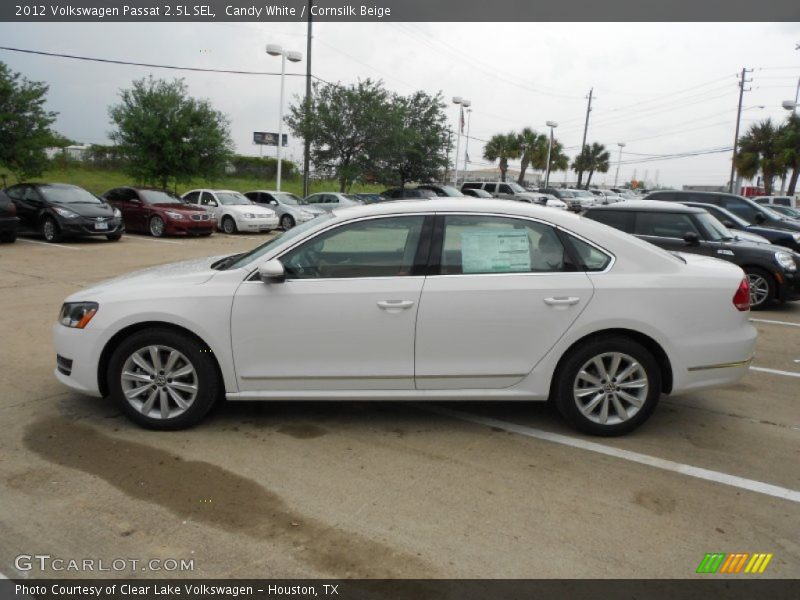 Candy White / Cornsilk Beige 2012 Volkswagen Passat 2.5L SEL