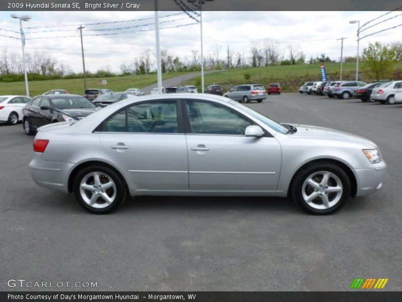 Bright Silver / Gray 2009 Hyundai Sonata SE
