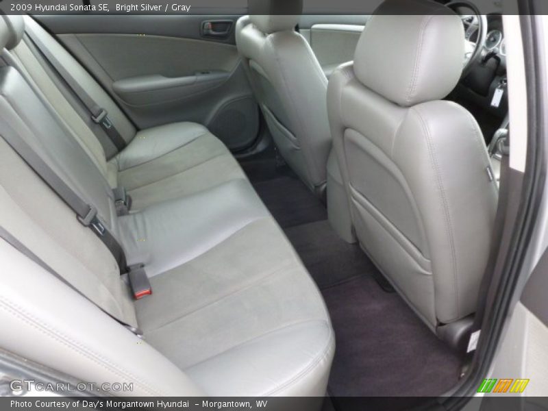 Bright Silver / Gray 2009 Hyundai Sonata SE
