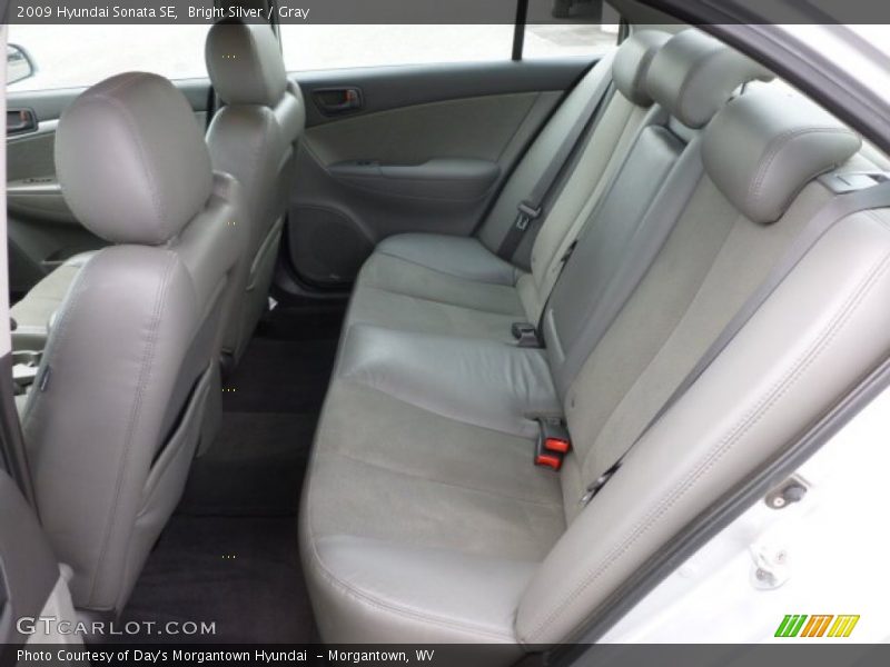 Bright Silver / Gray 2009 Hyundai Sonata SE
