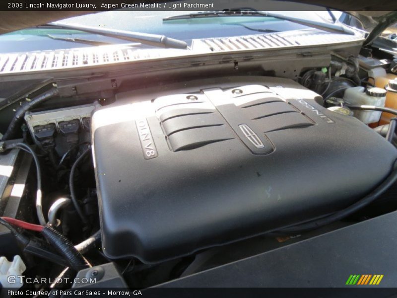 Aspen Green Metallic / Light Parchment 2003 Lincoln Navigator Luxury