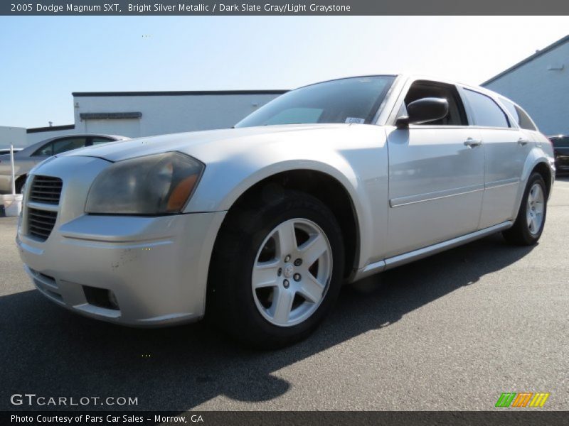 Bright Silver Metallic / Dark Slate Gray/Light Graystone 2005 Dodge Magnum SXT