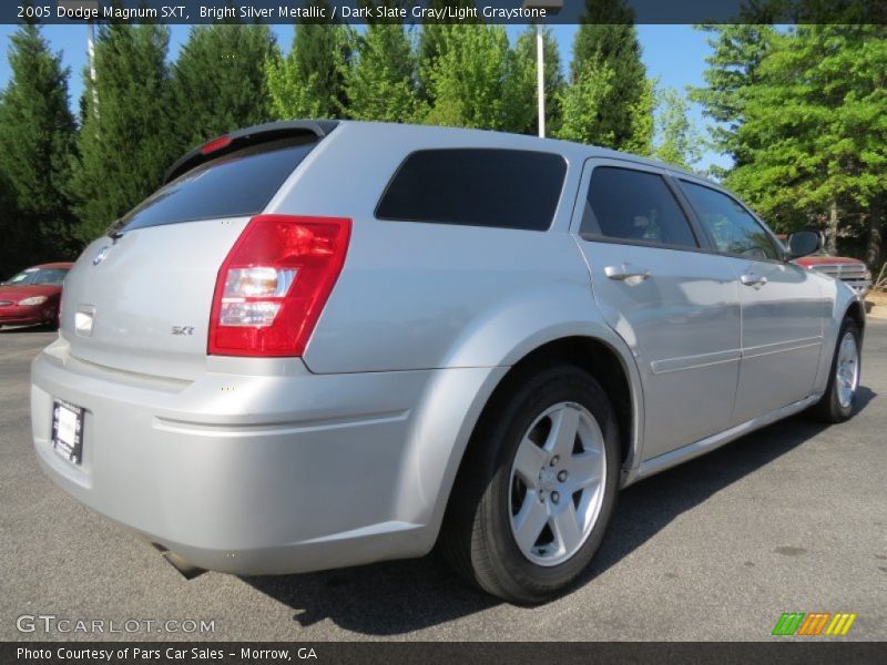 Bright Silver Metallic / Dark Slate Gray/Light Graystone 2005 Dodge Magnum SXT