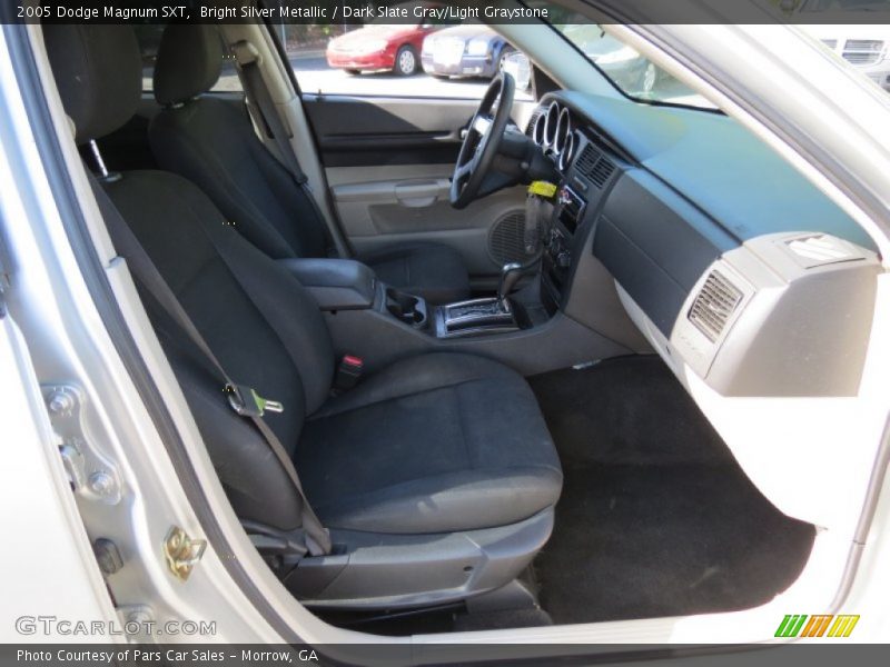 Bright Silver Metallic / Dark Slate Gray/Light Graystone 2005 Dodge Magnum SXT