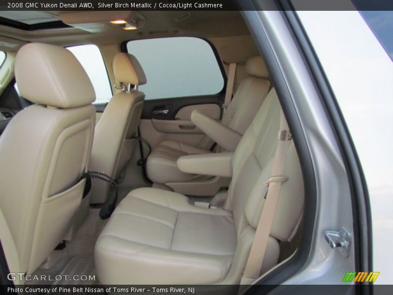 Silver Birch Metallic / Cocoa/Light Cashmere 2008 GMC Yukon Denali AWD
