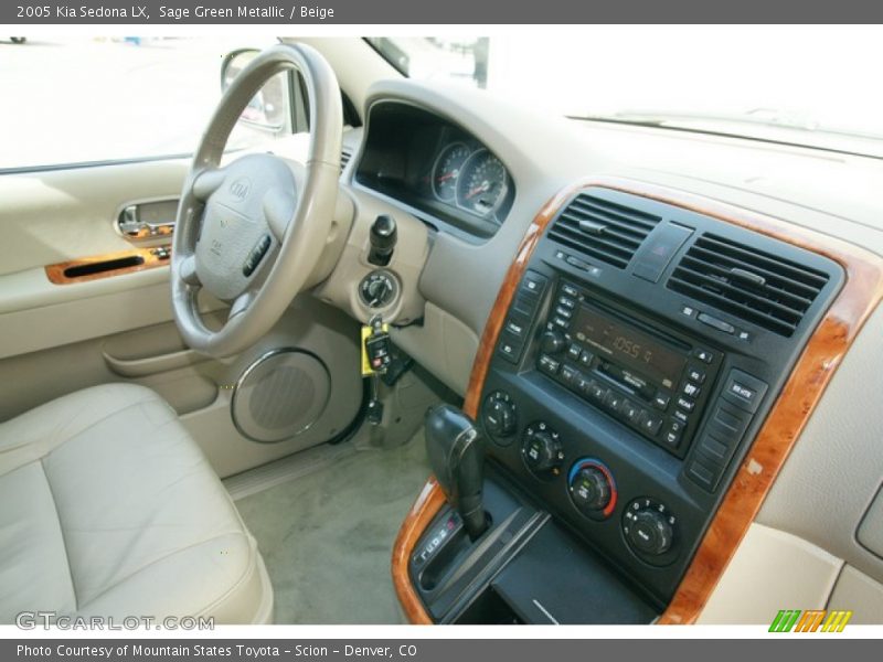 Sage Green Metallic / Beige 2005 Kia Sedona LX