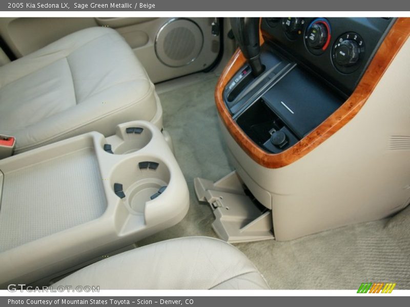 Sage Green Metallic / Beige 2005 Kia Sedona LX