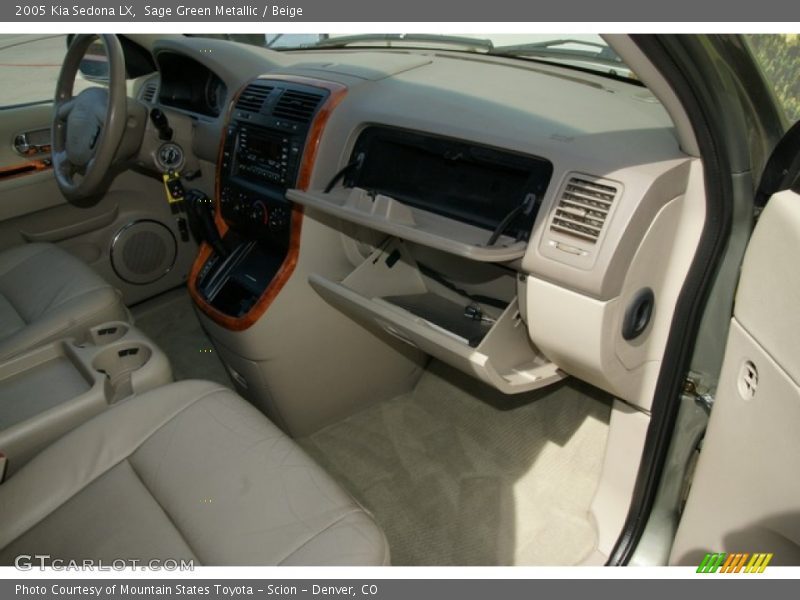 Sage Green Metallic / Beige 2005 Kia Sedona LX