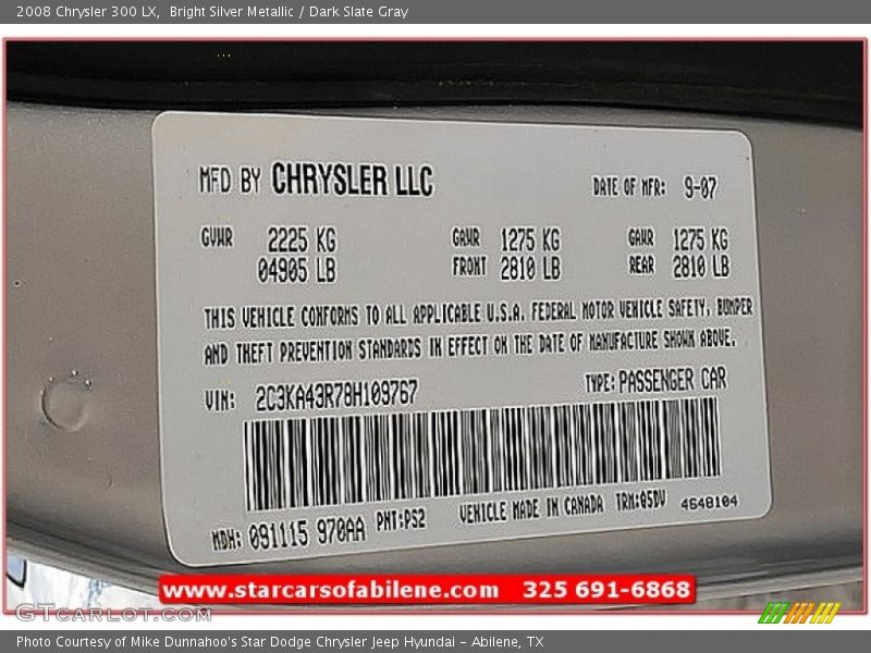 Bright Silver Metallic / Dark Slate Gray 2008 Chrysler 300 LX