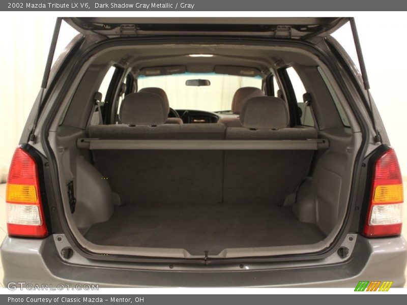  2002 Tribute LX V6 Trunk