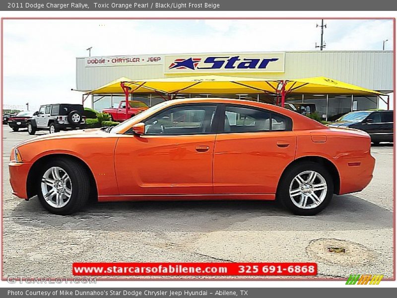 Toxic Orange Pearl / Black/Light Frost Beige 2011 Dodge Charger Rallye