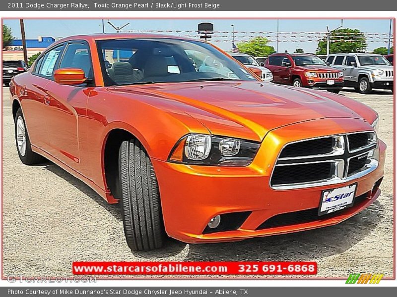 Toxic Orange Pearl / Black/Light Frost Beige 2011 Dodge Charger Rallye
