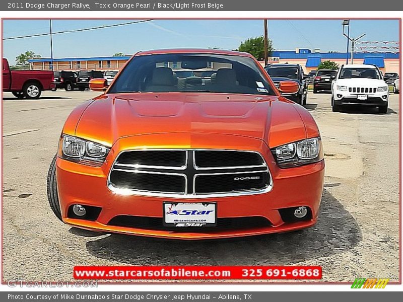 Toxic Orange Pearl / Black/Light Frost Beige 2011 Dodge Charger Rallye