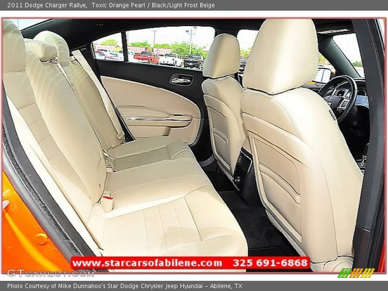 Toxic Orange Pearl / Black/Light Frost Beige 2011 Dodge Charger Rallye