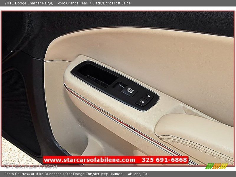Toxic Orange Pearl / Black/Light Frost Beige 2011 Dodge Charger Rallye
