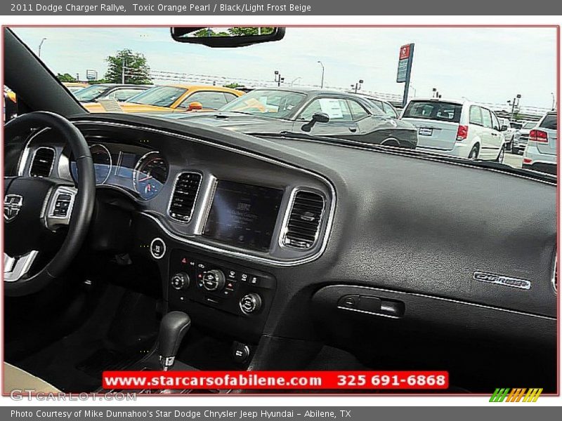 Toxic Orange Pearl / Black/Light Frost Beige 2011 Dodge Charger Rallye