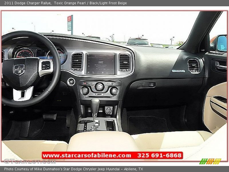 Toxic Orange Pearl / Black/Light Frost Beige 2011 Dodge Charger Rallye