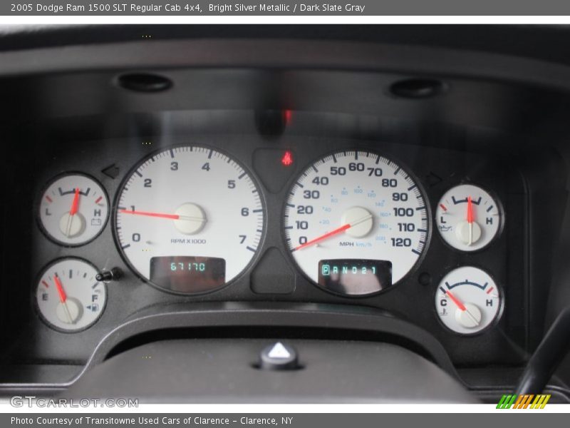 Bright Silver Metallic / Dark Slate Gray 2005 Dodge Ram 1500 SLT Regular Cab 4x4