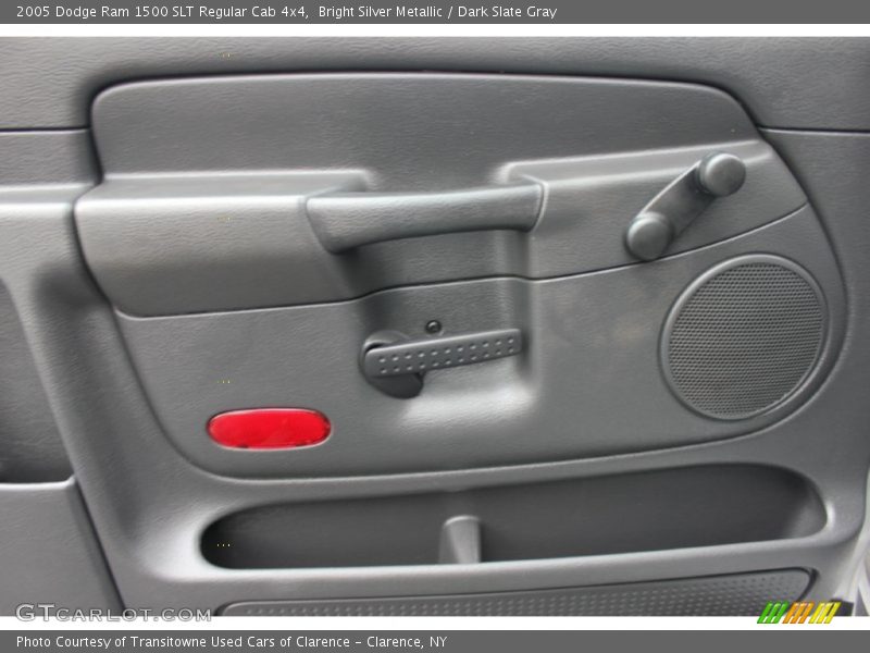 Bright Silver Metallic / Dark Slate Gray 2005 Dodge Ram 1500 SLT Regular Cab 4x4