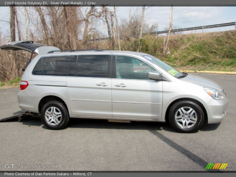 Silver Pearl Metallic / Gray 2007 Honda Odyssey EX
