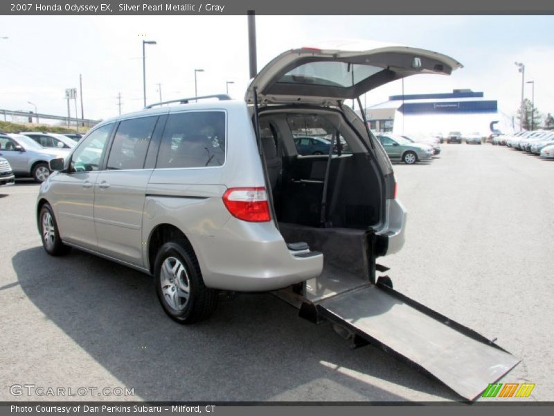 Silver Pearl Metallic / Gray 2007 Honda Odyssey EX