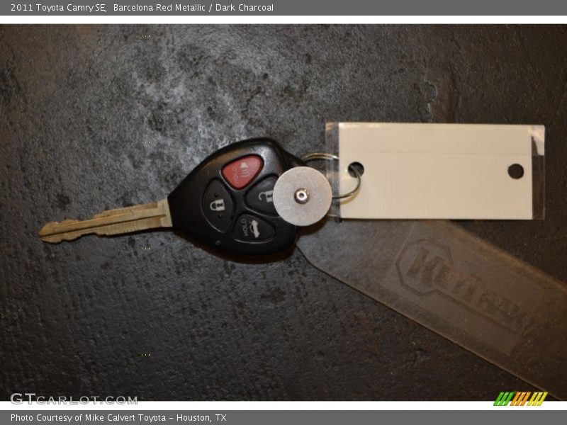 Barcelona Red Metallic / Dark Charcoal 2011 Toyota Camry SE