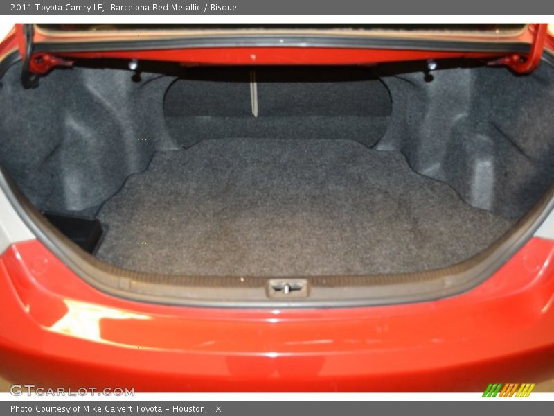 Barcelona Red Metallic / Bisque 2011 Toyota Camry LE