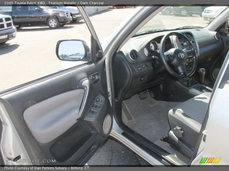 Titanium Metallic / Dark Charcoal 2005 Toyota RAV4 4WD