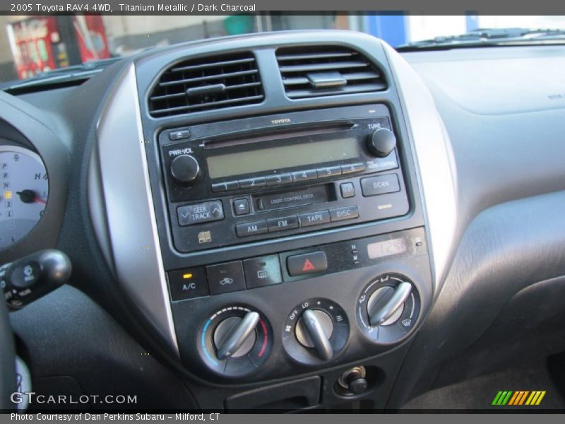 Titanium Metallic / Dark Charcoal 2005 Toyota RAV4 4WD