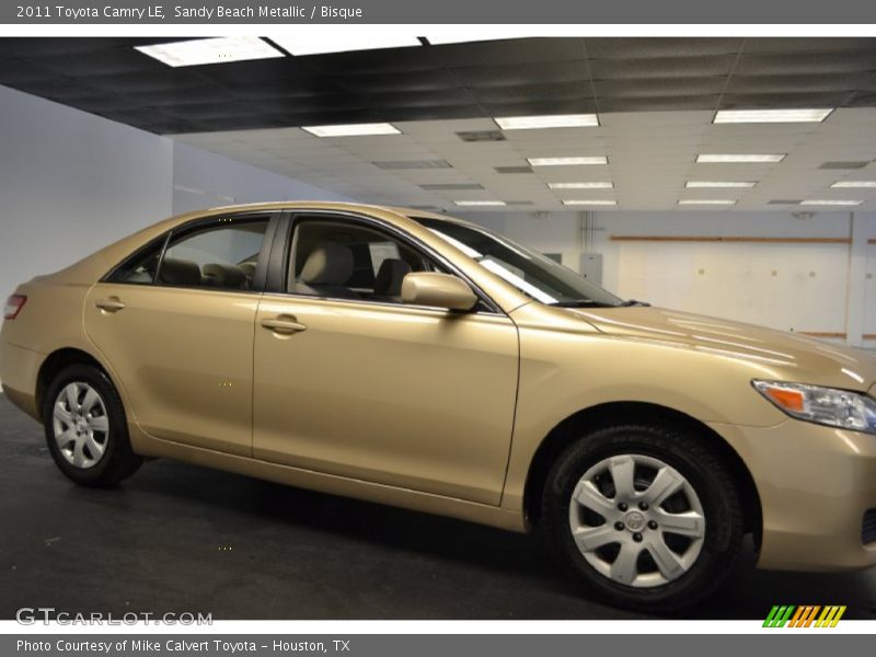 Sandy Beach Metallic / Bisque 2011 Toyota Camry LE