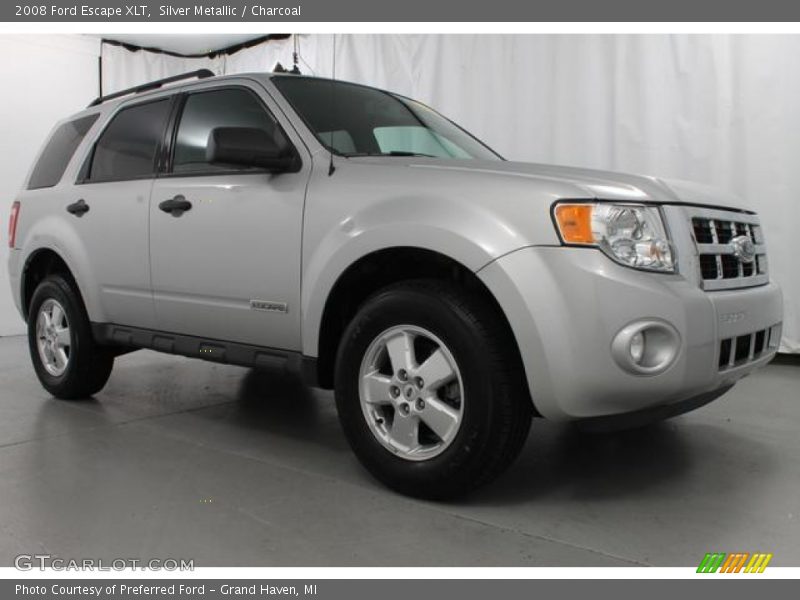 Silver Metallic / Charcoal 2008 Ford Escape XLT