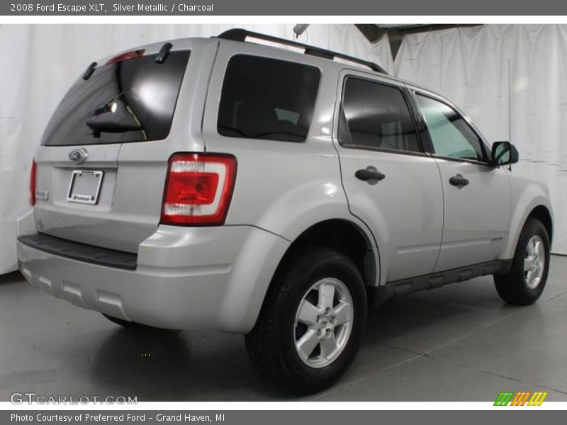 Silver Metallic / Charcoal 2008 Ford Escape XLT